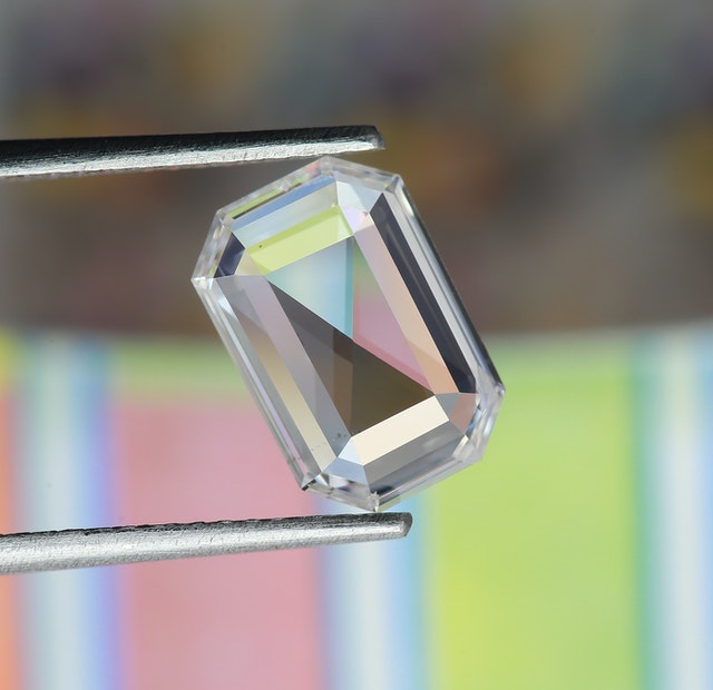 Read more about the article Gem Cutting
